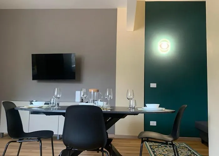 Simonelli 's Apartment